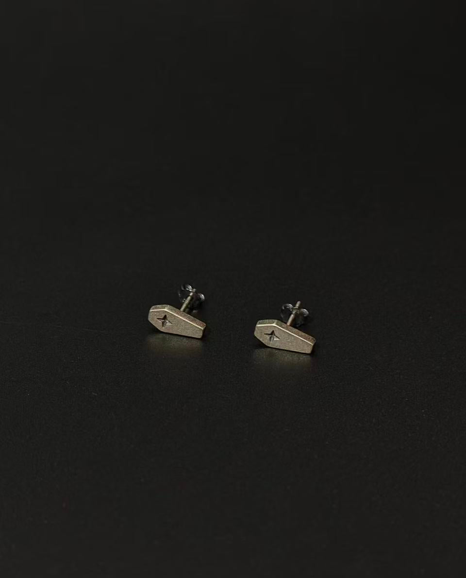 「Cercueil」棺木｜925银耳钉