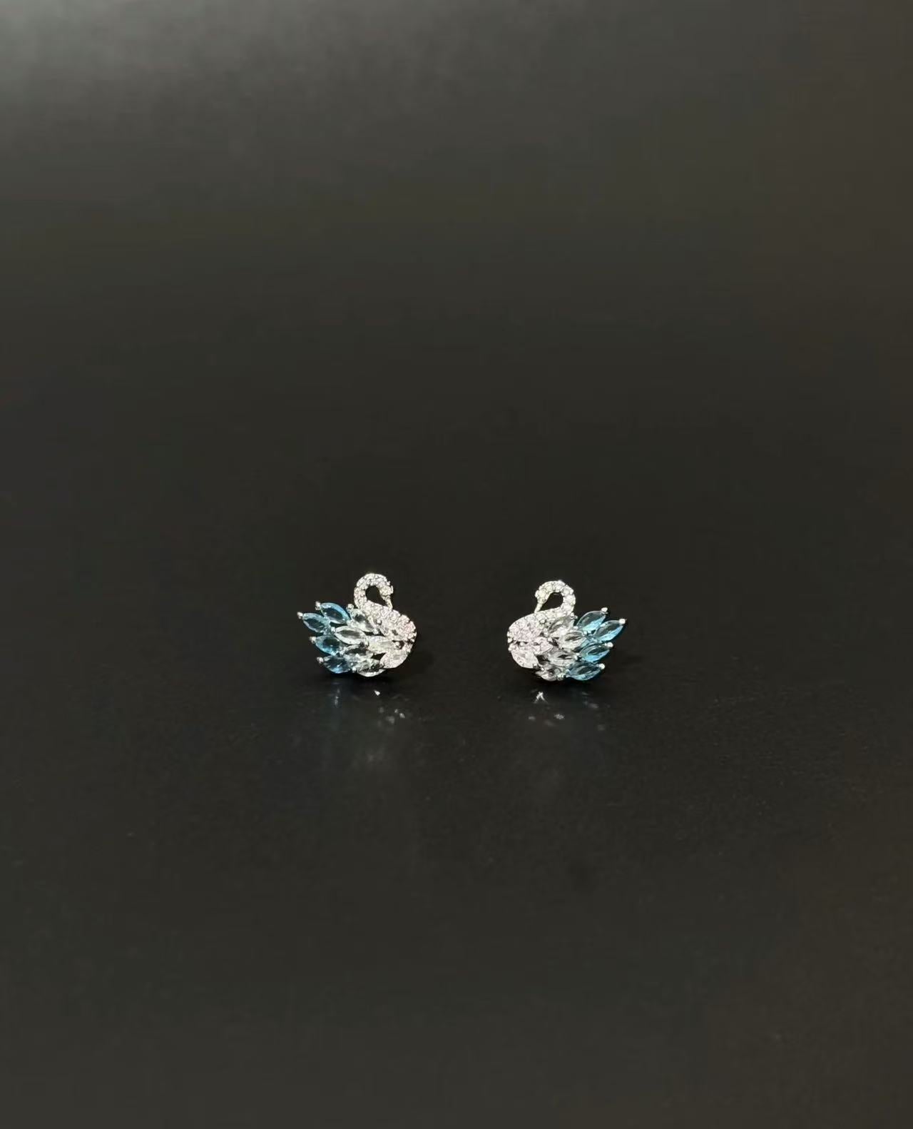 「Ice blue」冰蓝天鹅｜耳钉