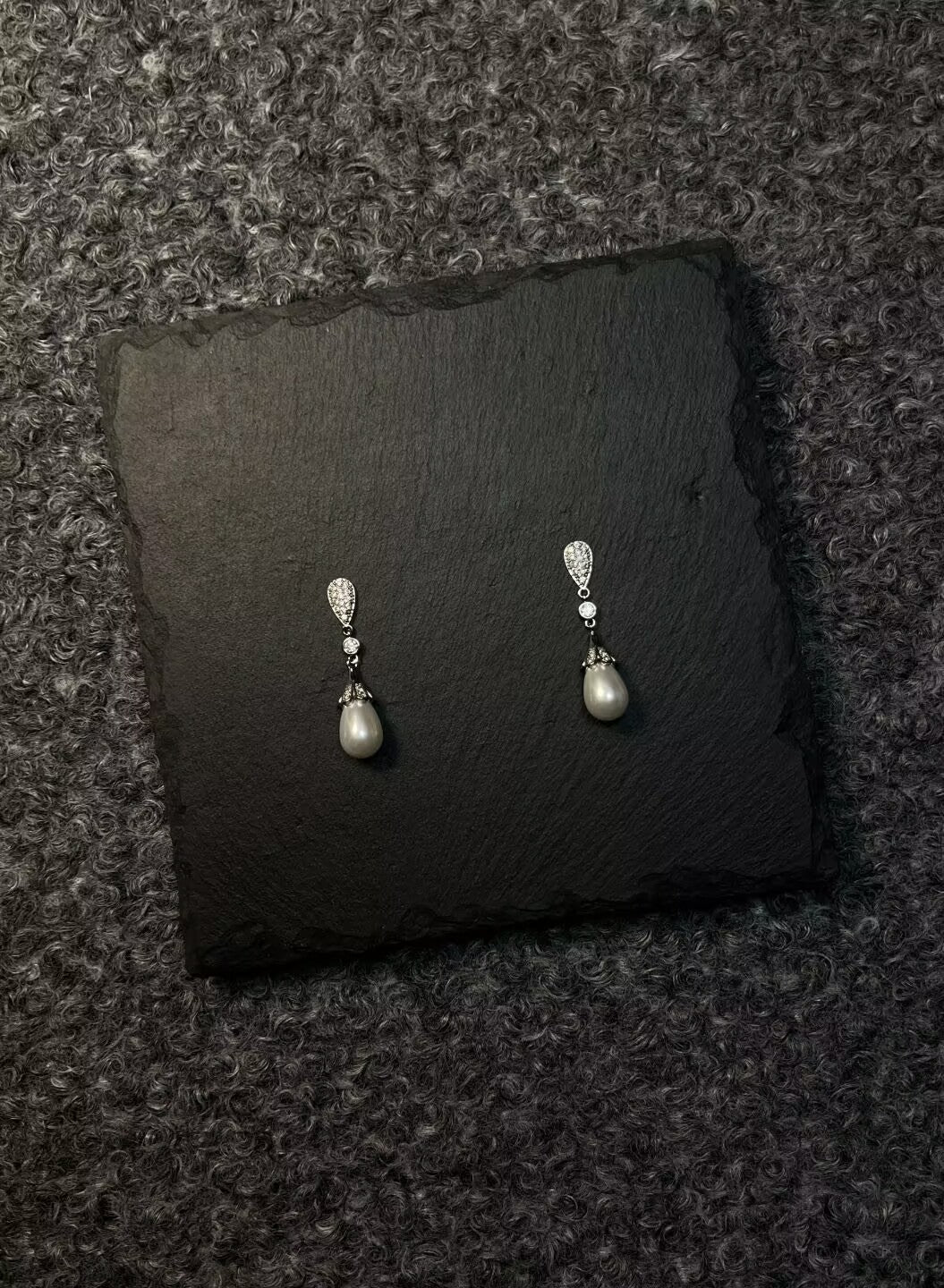 AvoStudio 中古耳饰Breeze风吻流光