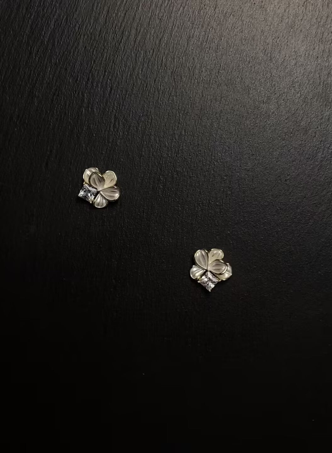 AvoStudio 中古耳饰Moonlight月光花语 Vintage