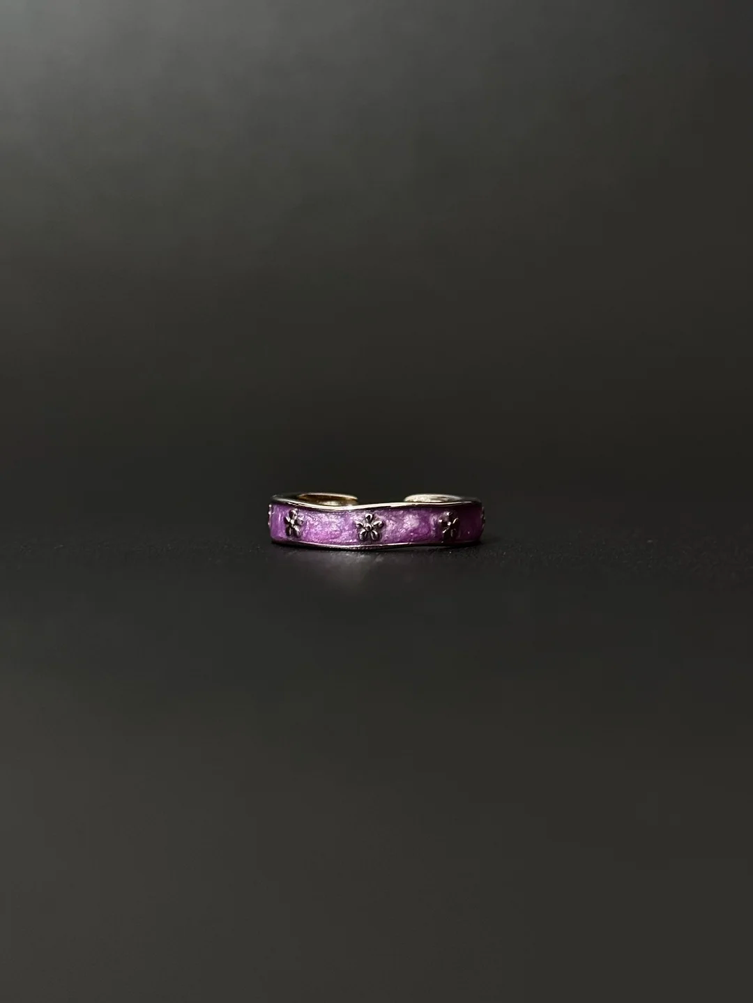 New Vintage 戒指「Lila Kreis」