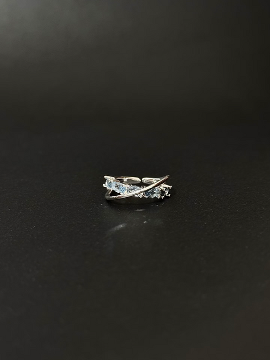 Blue Diamond Twisted Ring