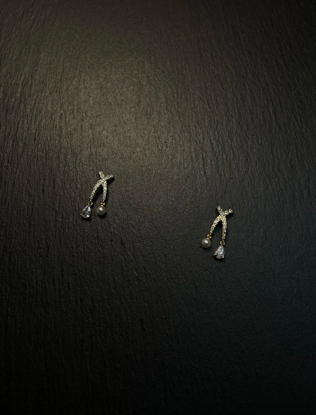 Pearl & Diamond - flower Stud Earrings