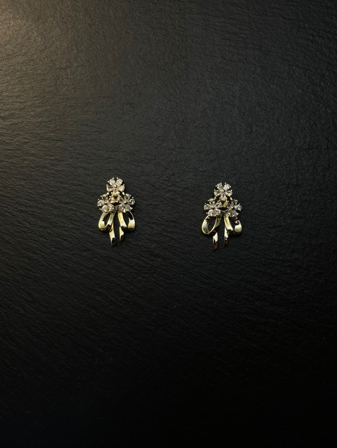Diamond - flower Bowknot Stud Earrings