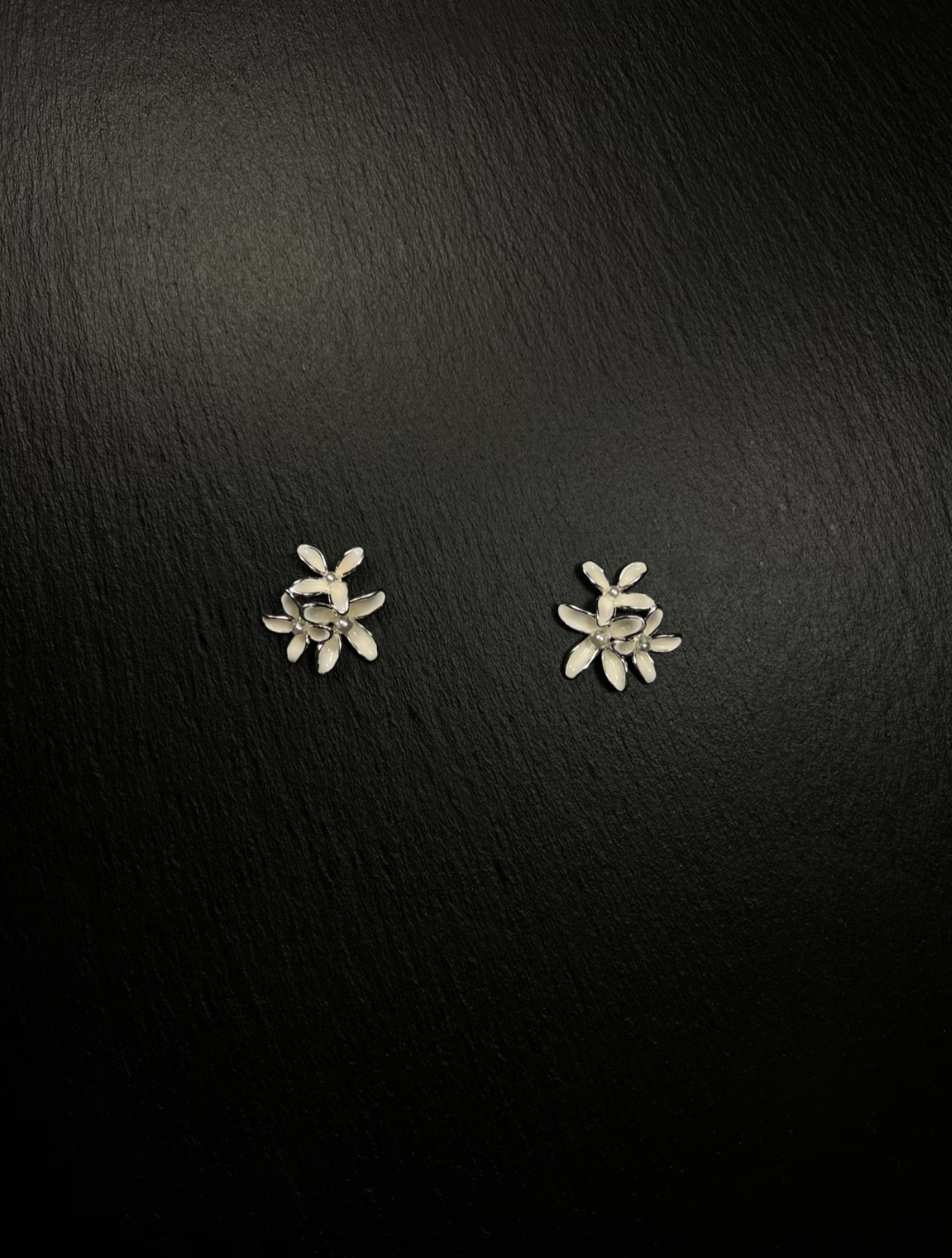 Flower - cluster Stud Earrings