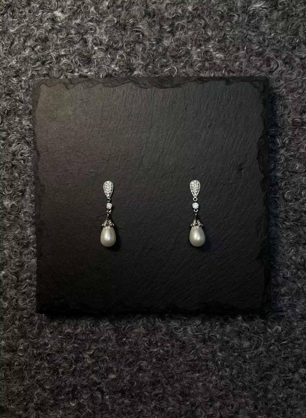 AvoStudio 中古耳饰Breeze风吻流光