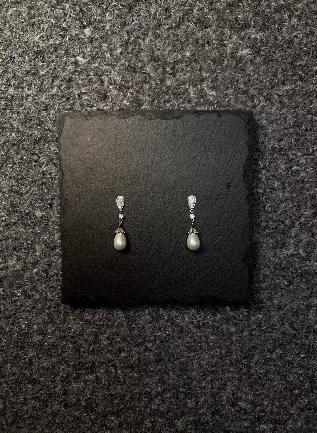 AvoStudio 中古耳饰Breeze风吻流光